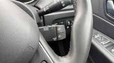 Renault Captur 0.9 TCE 90 Iconic 5dr Petrol Hatchback